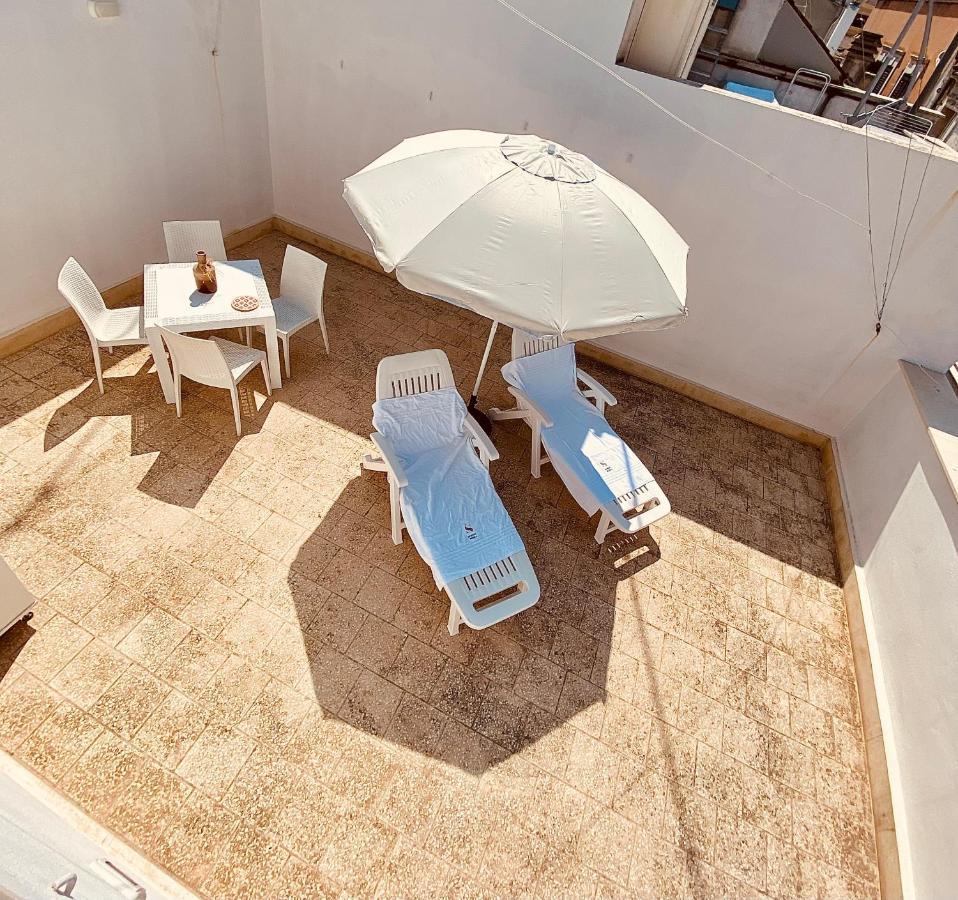 La Casa Di Nonna Sisina Villa Mola di Bari Luaran gambar